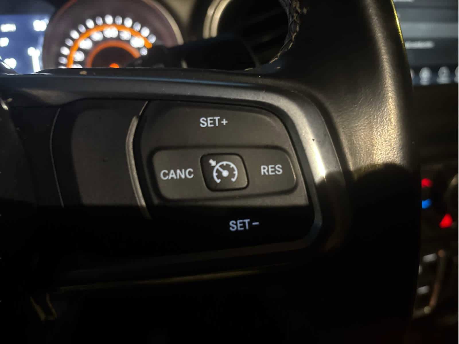 Used 2020 Jeep Wrangler Unlimited Sahara image 27