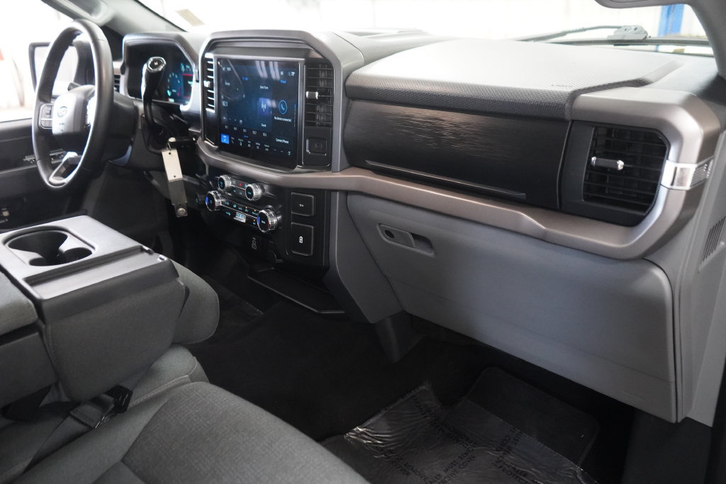 Certified 2025 Ford F150 XLT w/ Equipment Group 301A Standard RWD image 24