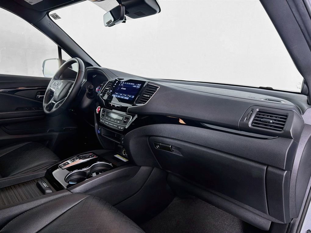 Used 2020 Honda Passport Elite image 30