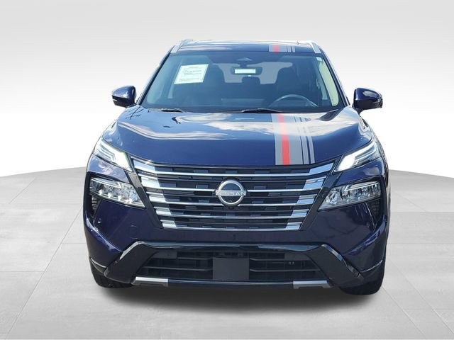 Used 2024 Nissan Rogue Platinum w/ Platinum Premium Package AWD/4WD image 2