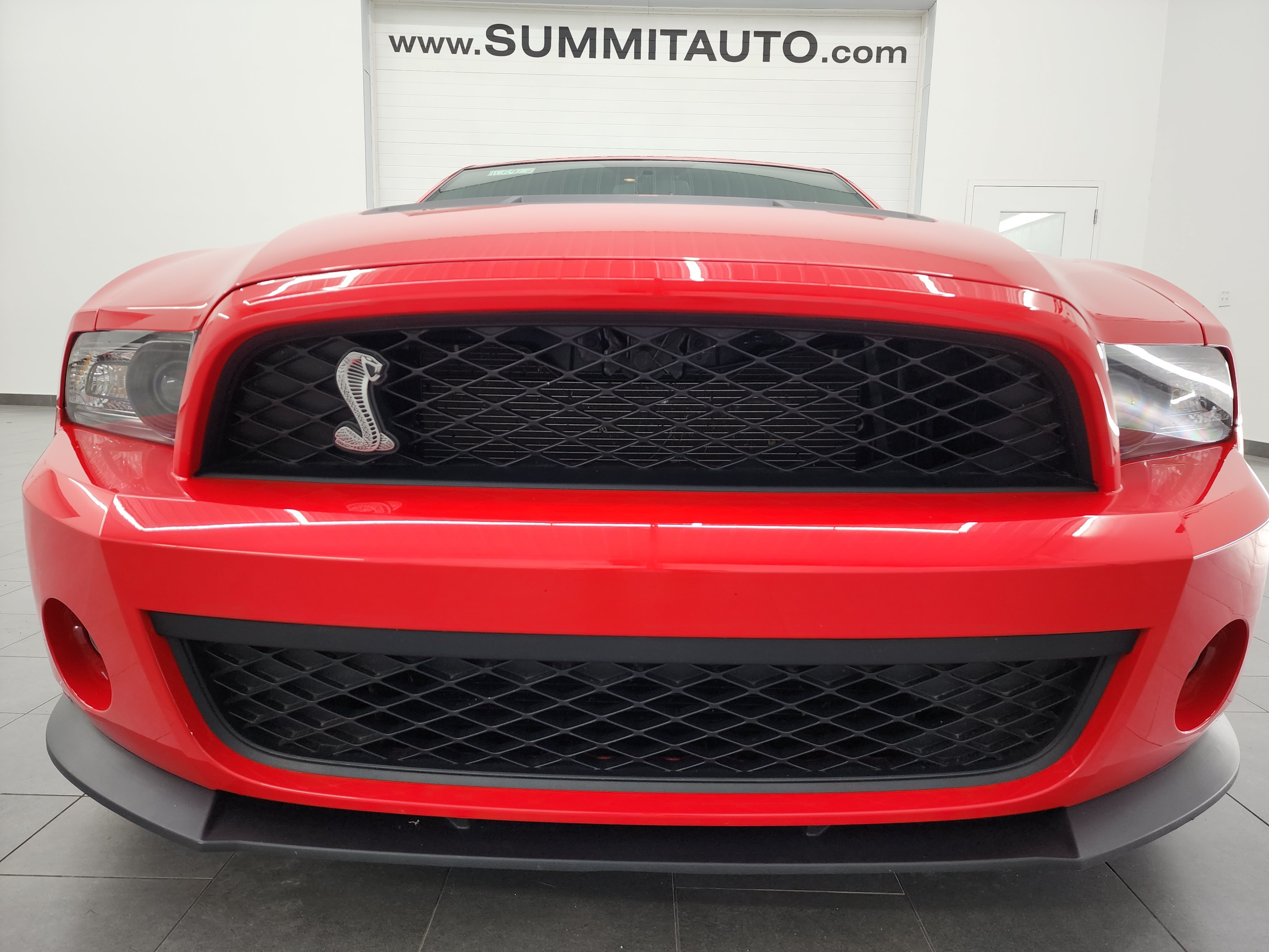 Used 2011 Ford Mustang Shelby GT500 w/ SVT Performance Pkg RWD image 24