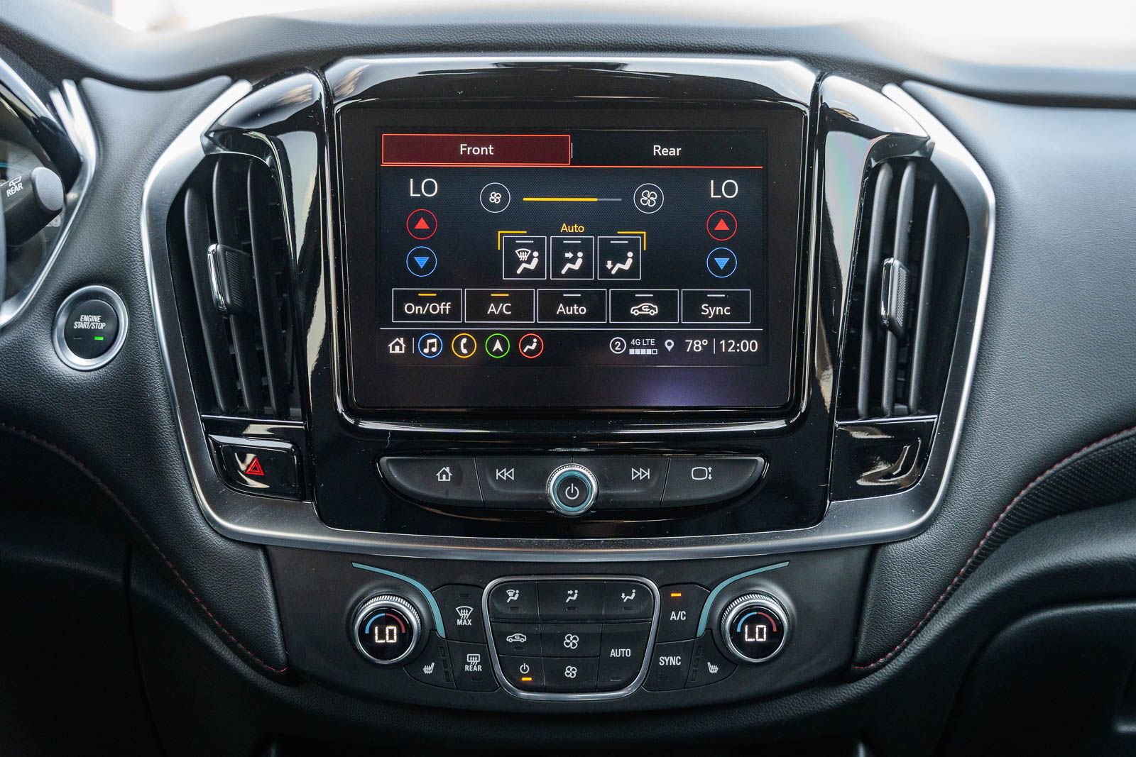 Used 2023 Chevrolet Traverse RS image 30