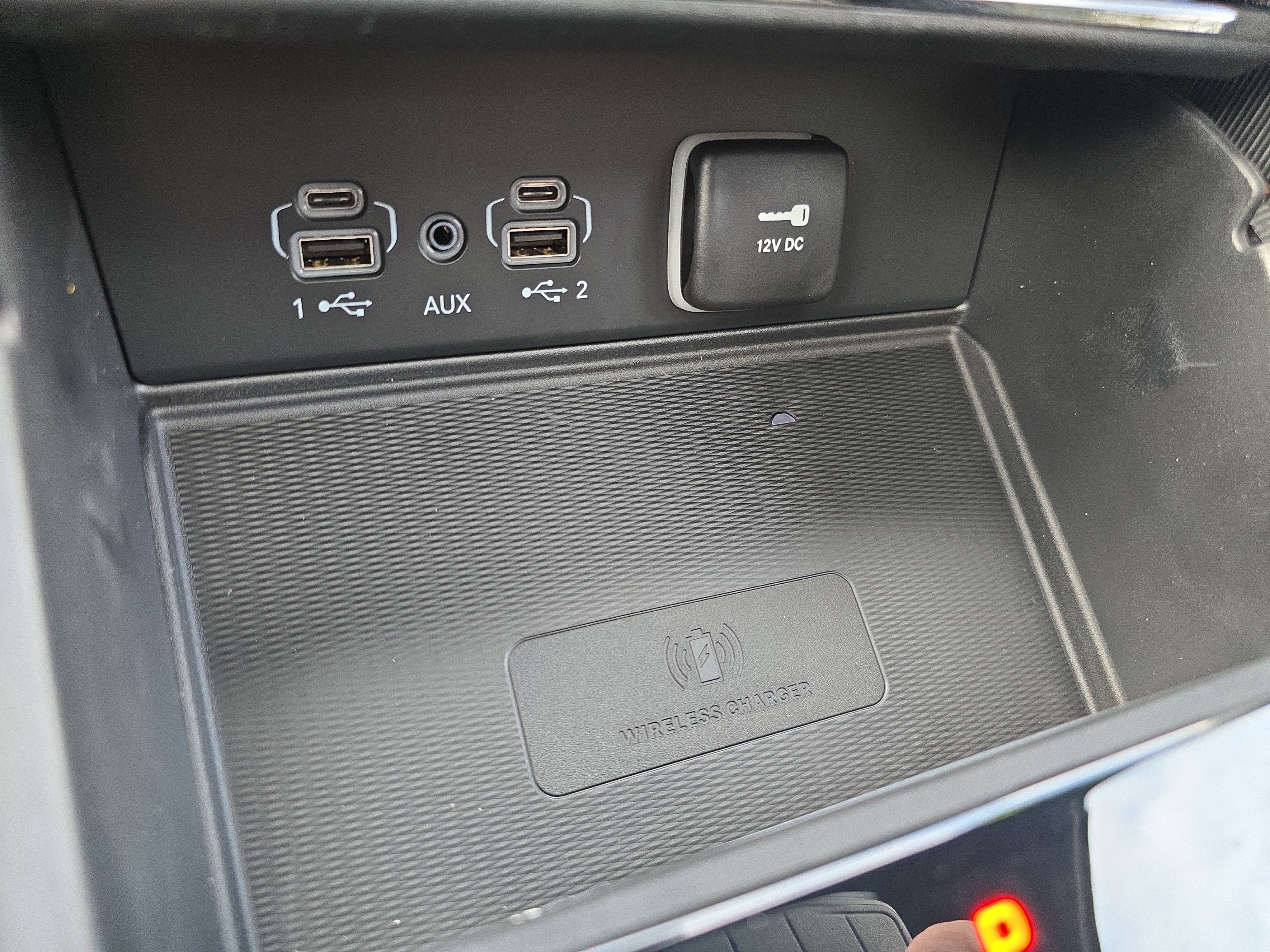 New 2025 Jeep Grand Cherokee Altitude image 26