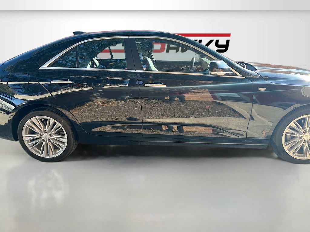 Used 2025 Cadillac CT4 Premium Luxury RWD image 8