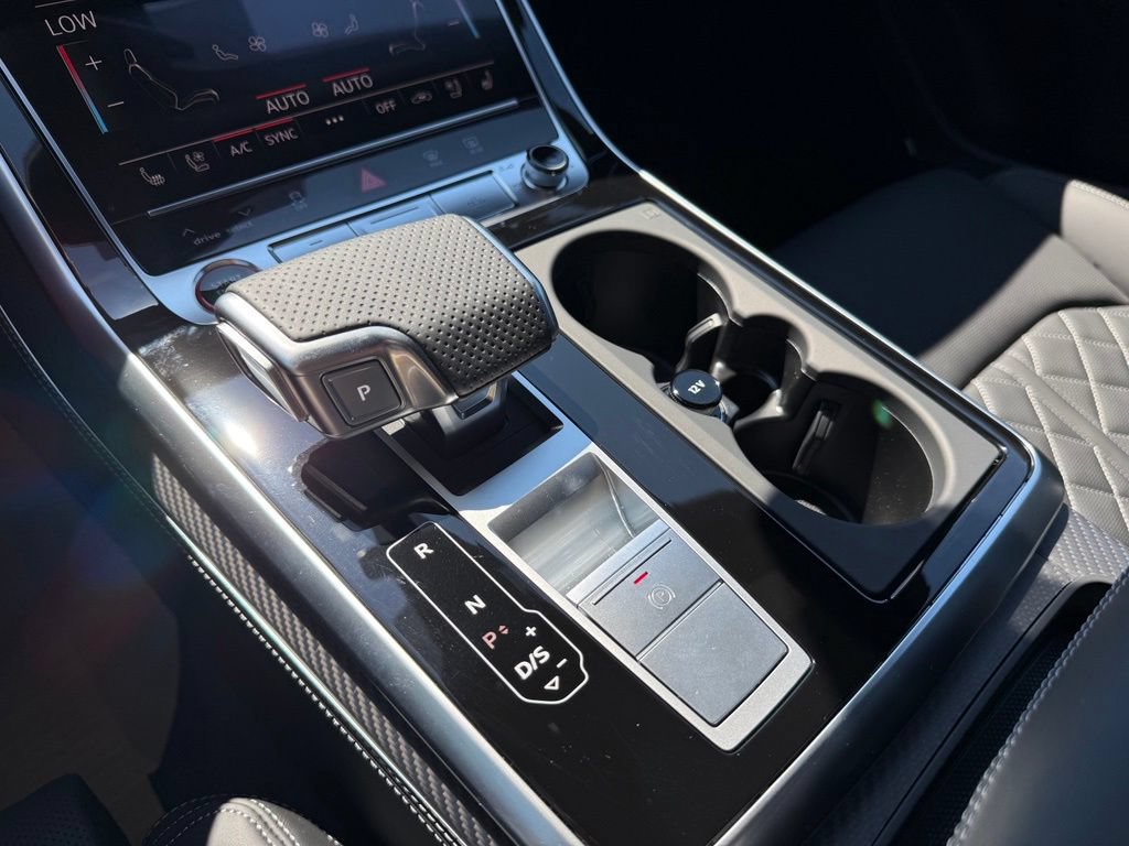 New 2026 Audi SQ8 Prestige AWD/4WD image 41