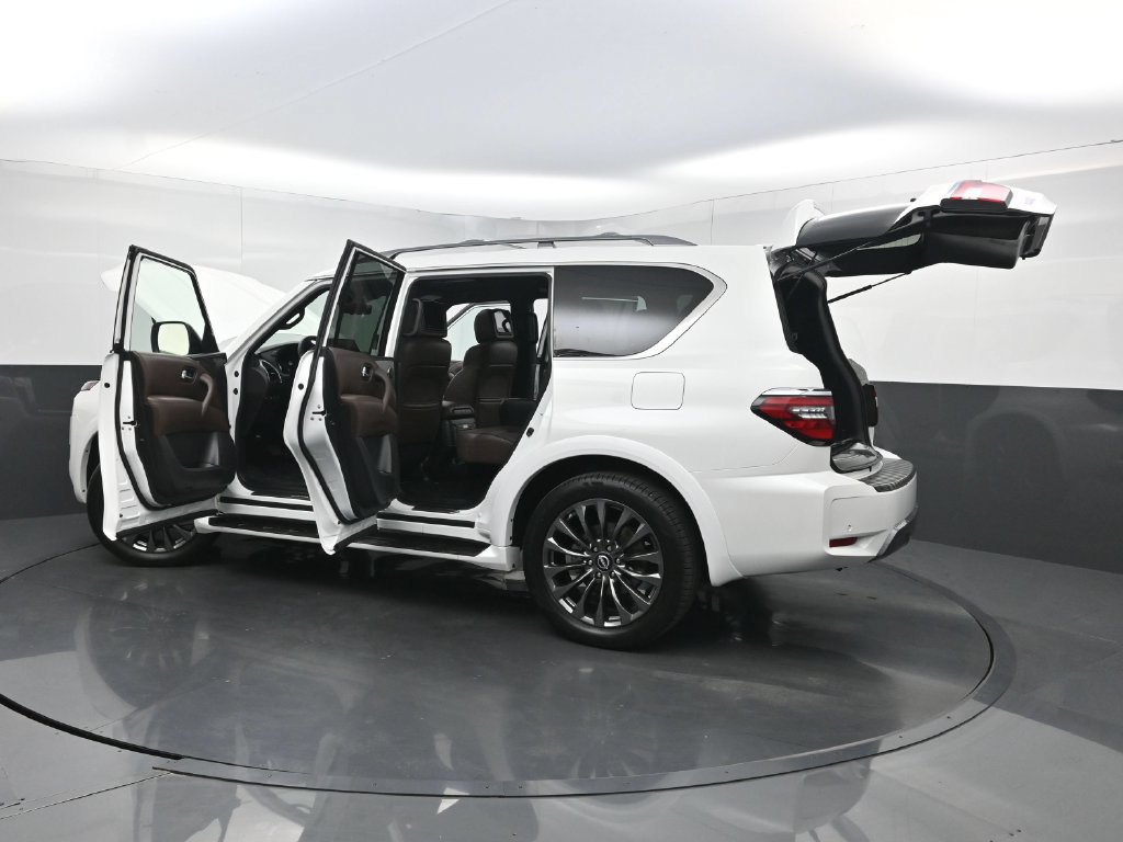 Used 2023 Nissan Armada Platinum w/ Captain's Chairs Package AWD/4WD image 41