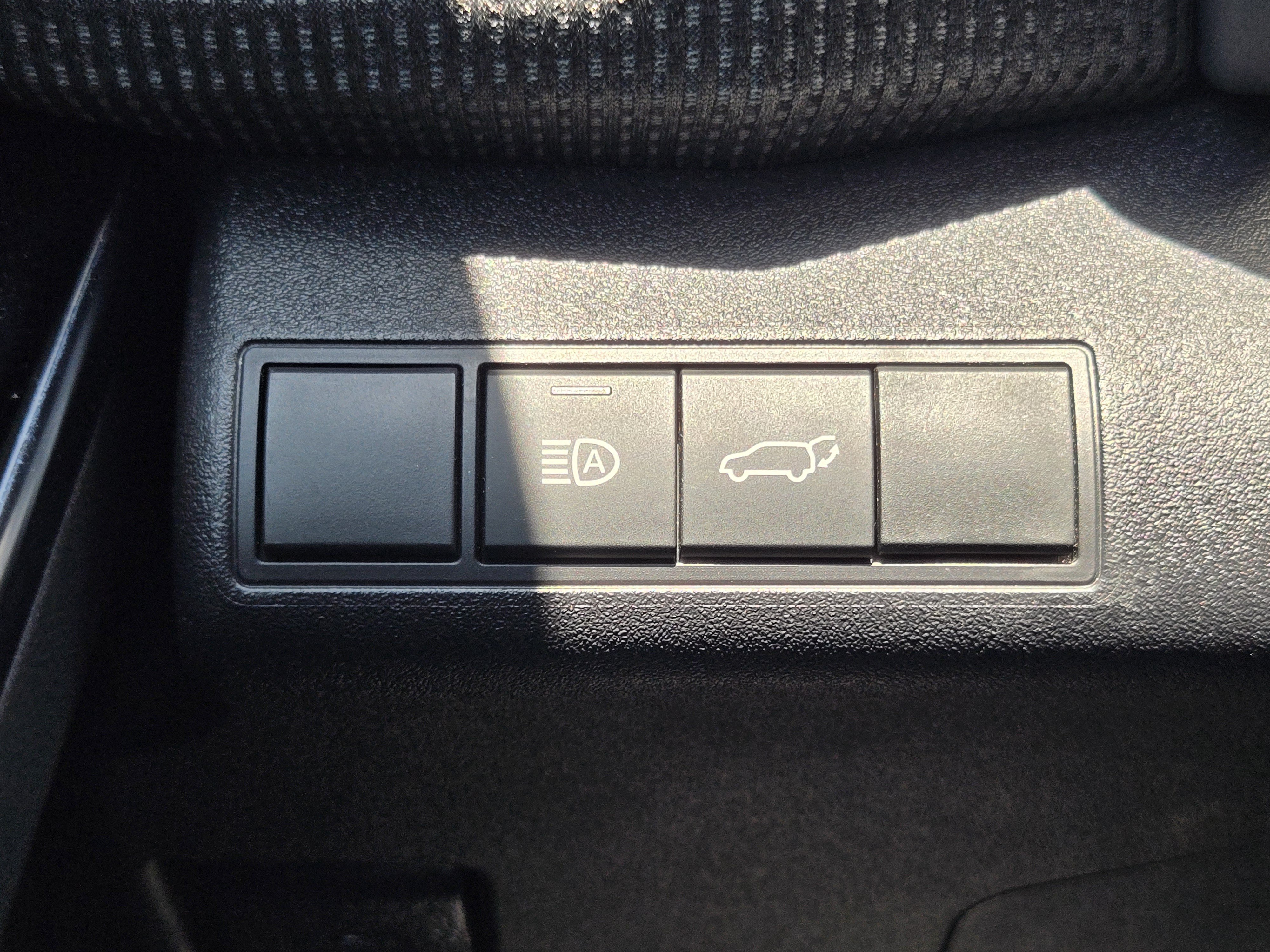Used 2023 Toyota bZ4X AWD w/ Weather Package image 19