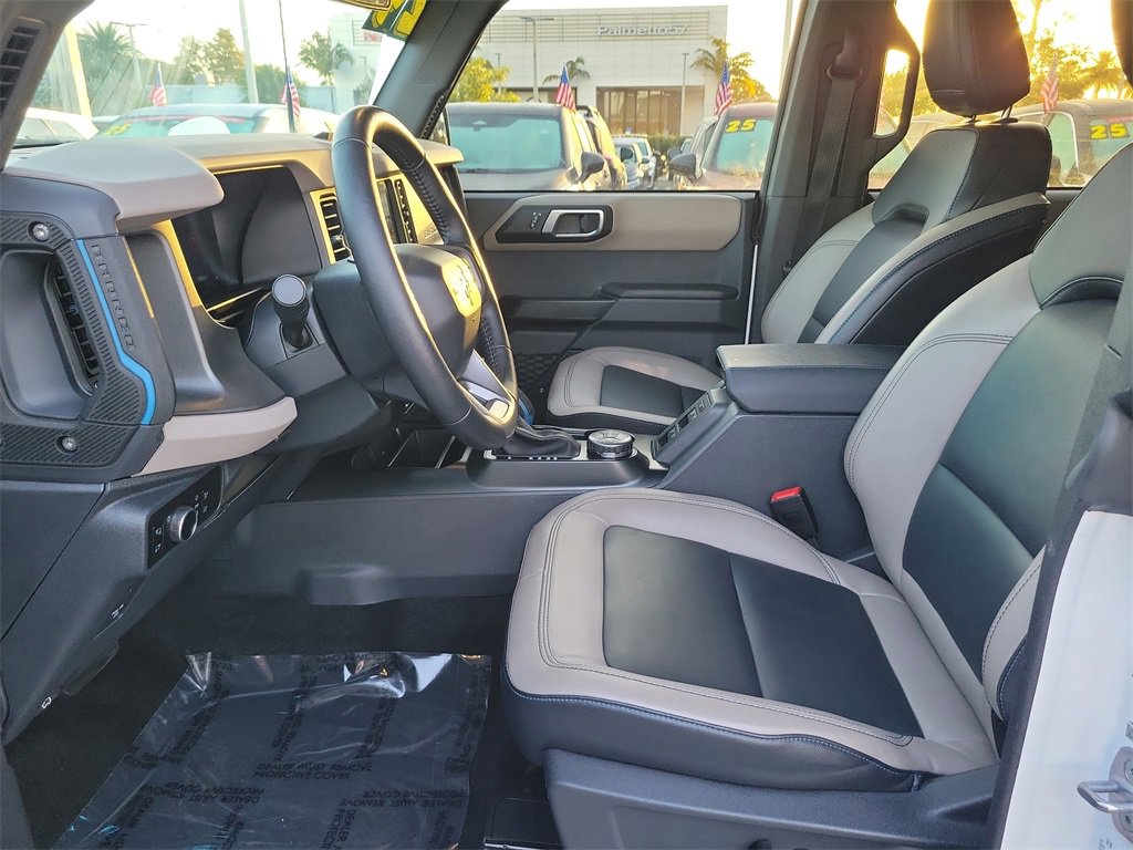 Used 2024 Ford Bronco Wildtrak image 14
