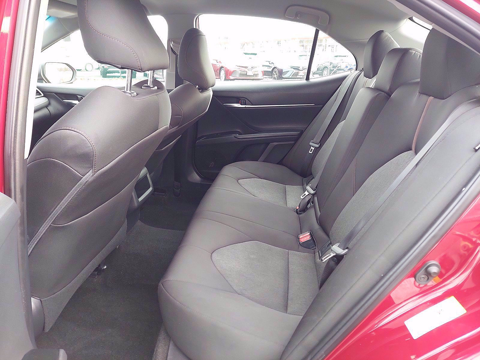 Certified 2019 Toyota Camry LE image 11