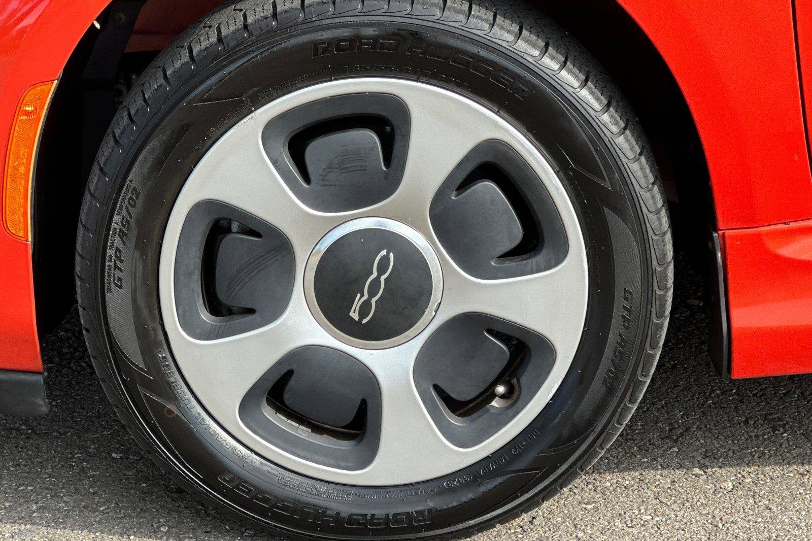 Used 2015 FIAT 500 e image 23