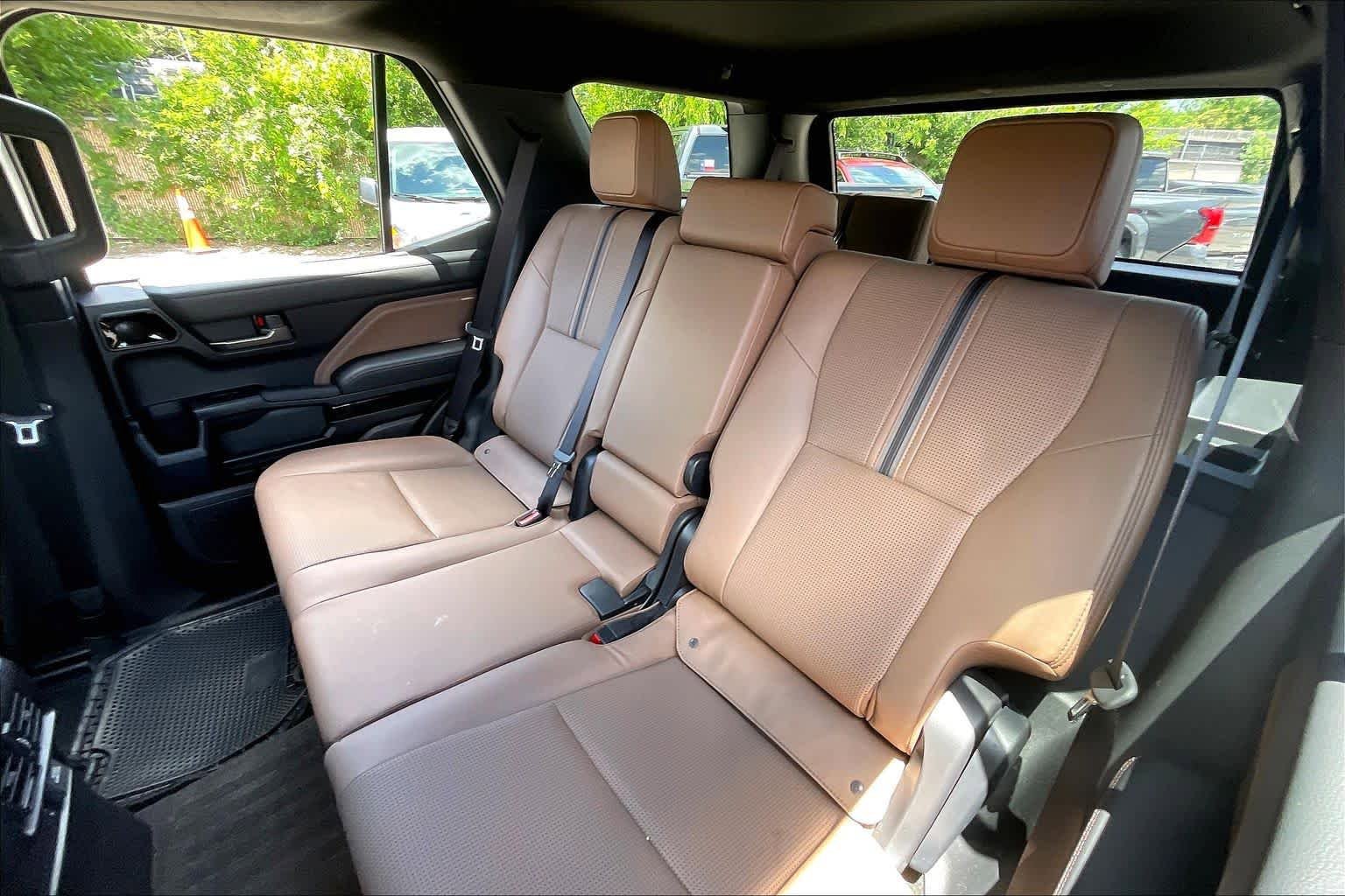 Used 2026 Toyota 4Runner Limited AWD/4WD image 20