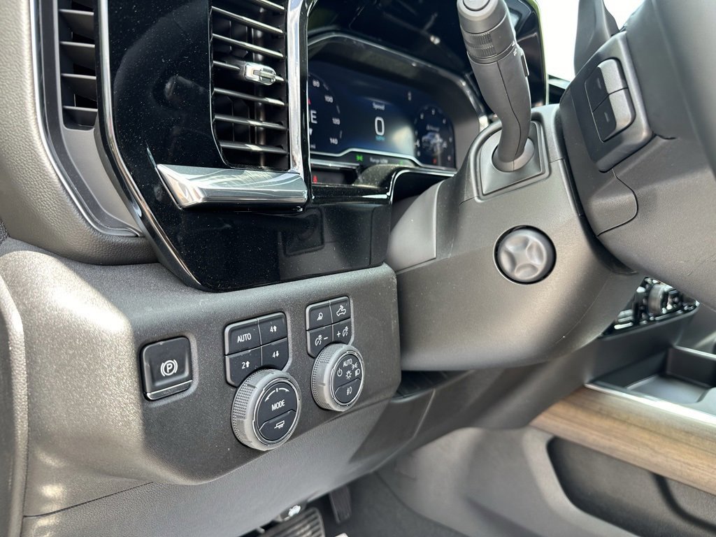 New 2025 Chevrolet Silverado 1500 High Country image 28