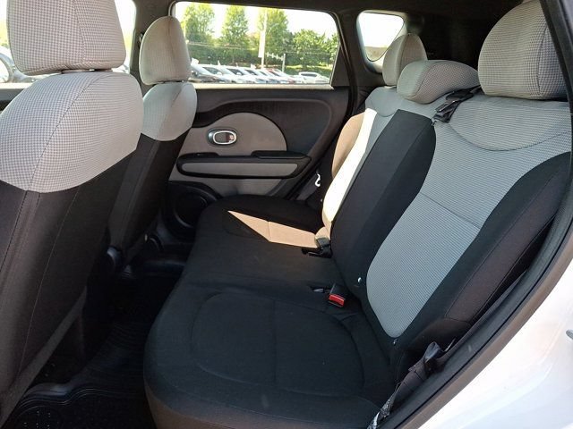 Used 2017 Kia Soul FWD image 13