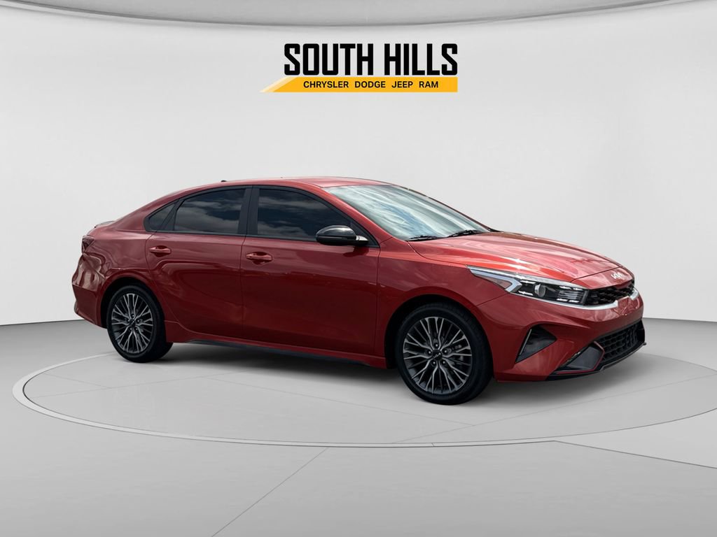 Certified 2023 Kia Forte GT-Line FWD image 7
