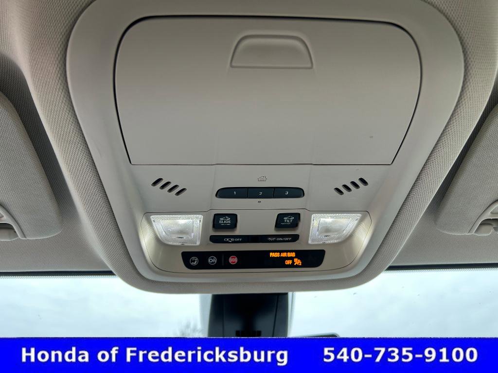 Used 2021 GMC Acadia Denali w/ Denali Ultimate Package image 43