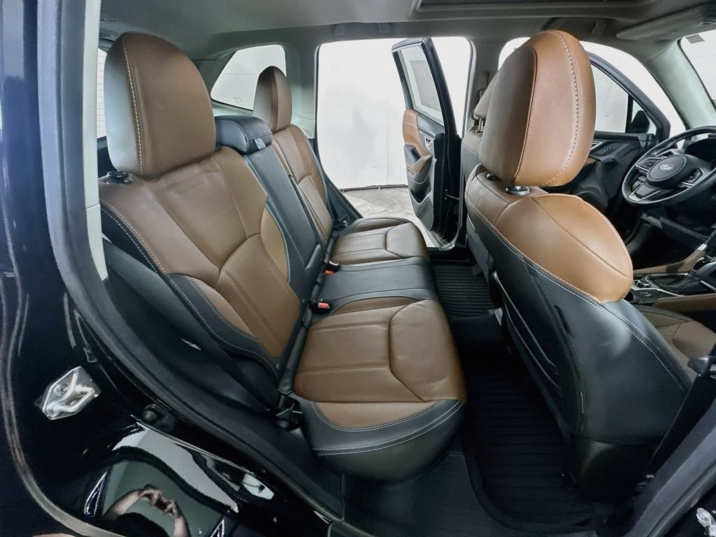 Used 2023 Subaru Forester Touring AWD/4WD image 12