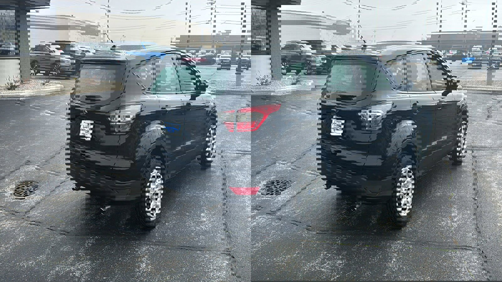 Used 2017 Ford Escape S FWD image 9