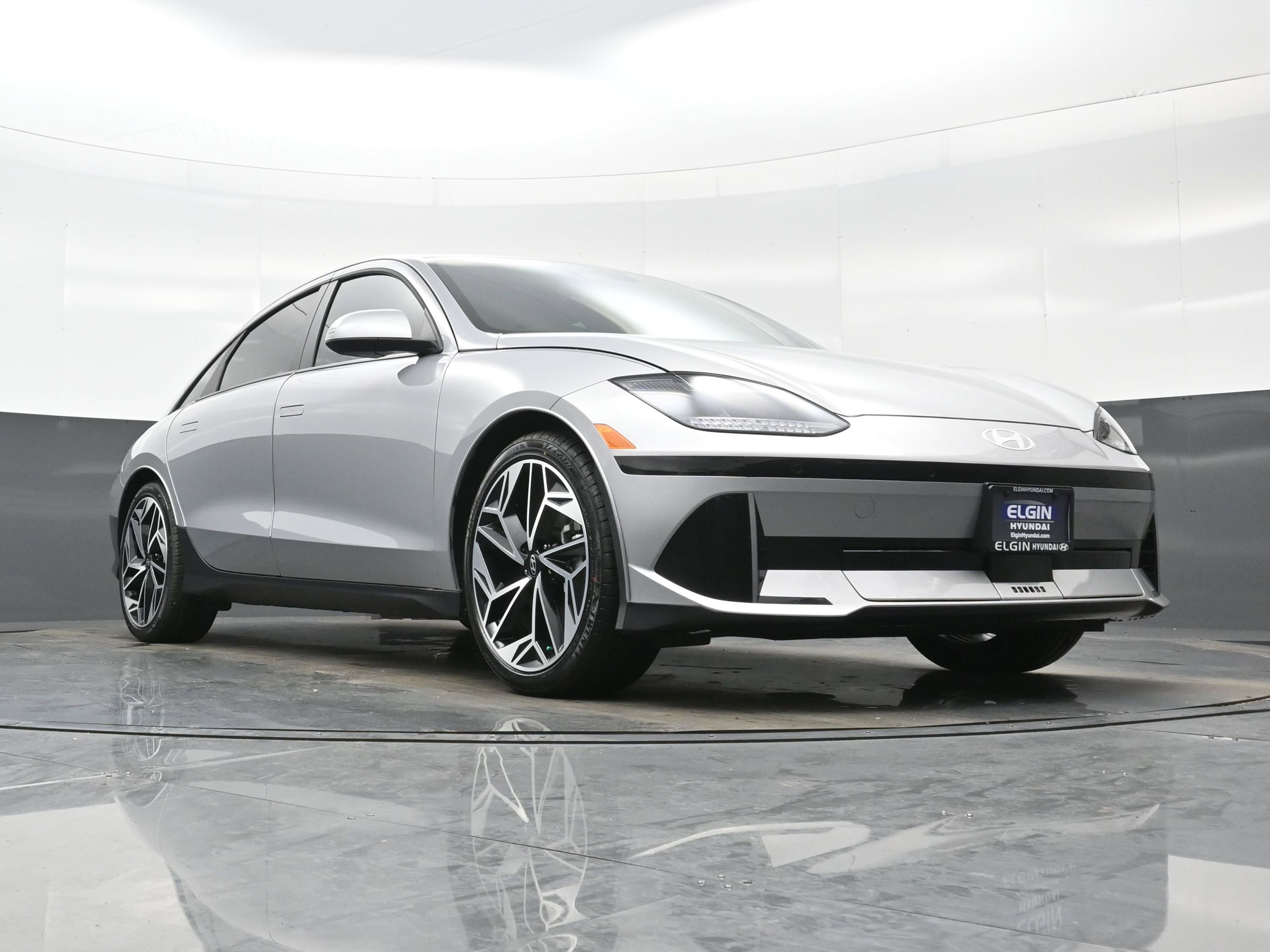 Used 2024 Hyundai Ioniq 6 SEL AWD/4WD image 31