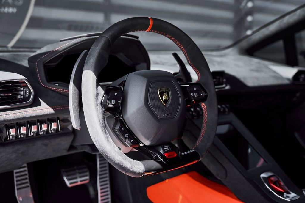 Used 2024 Lamborghini Huracan STO RWD image 46