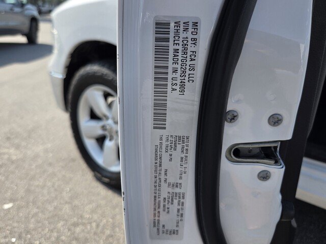 Used 2024 RAM 1500 Classic SLT AWD/4WD image 16