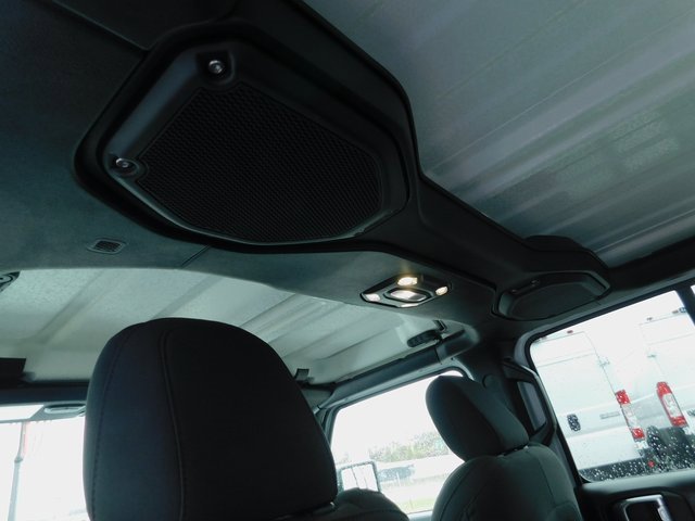 Used 2023 Jeep Gladiator Willys image 22