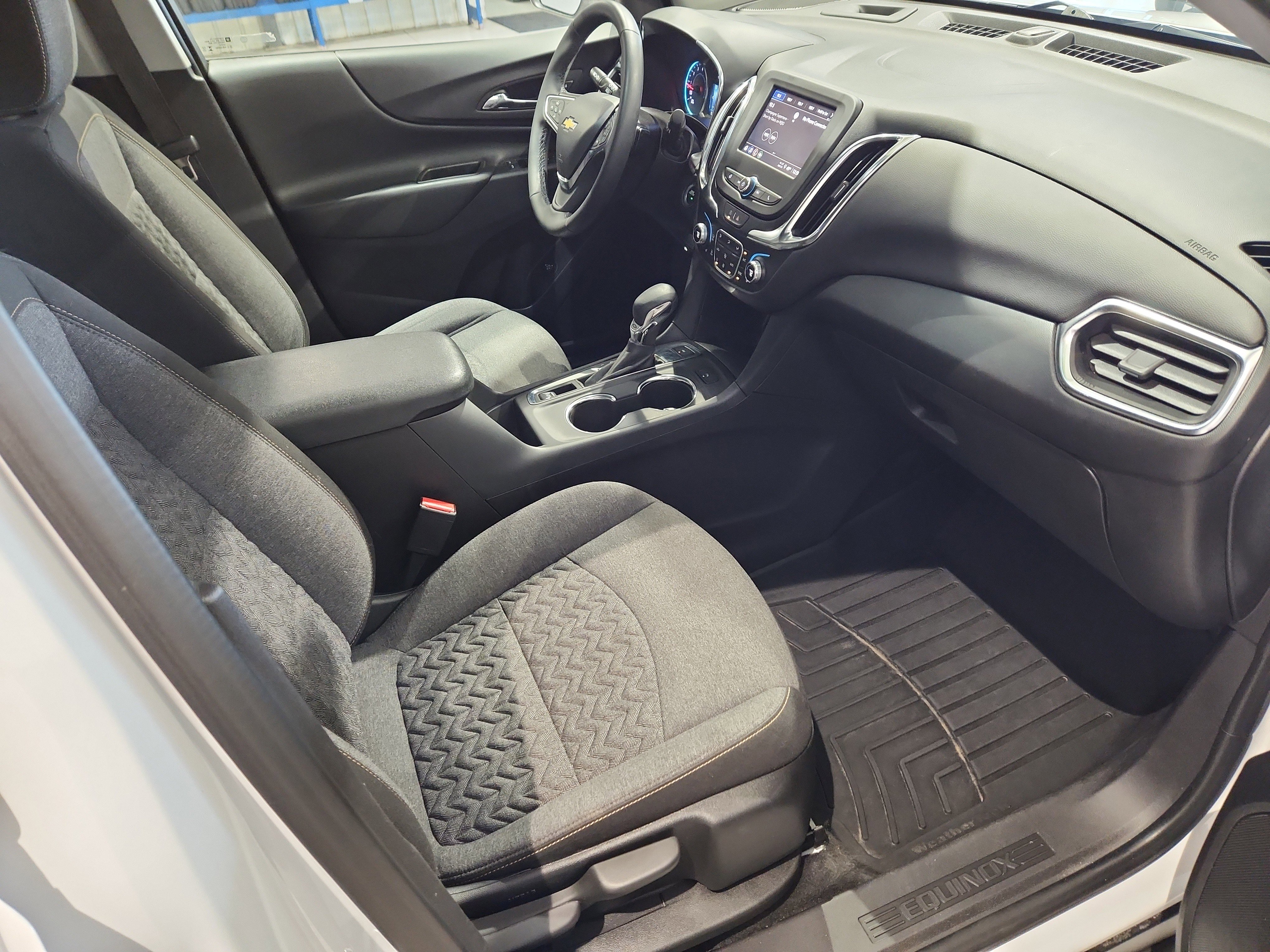 Certified 2024 Chevrolet Equinox LT image 17