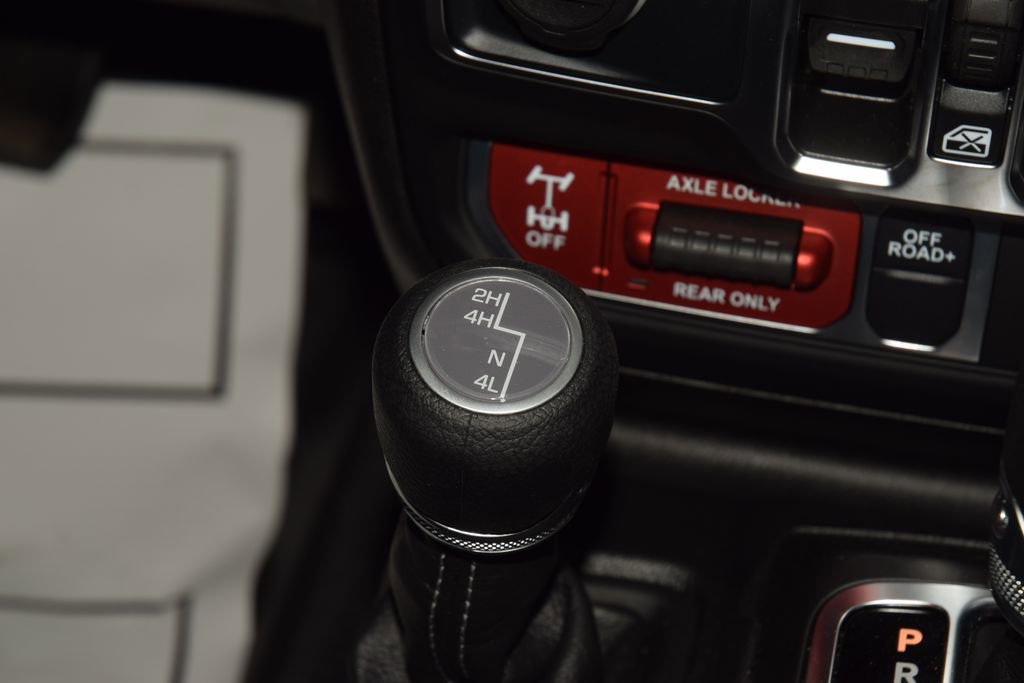 Used 2025 Jeep Gladiator Willys image 31