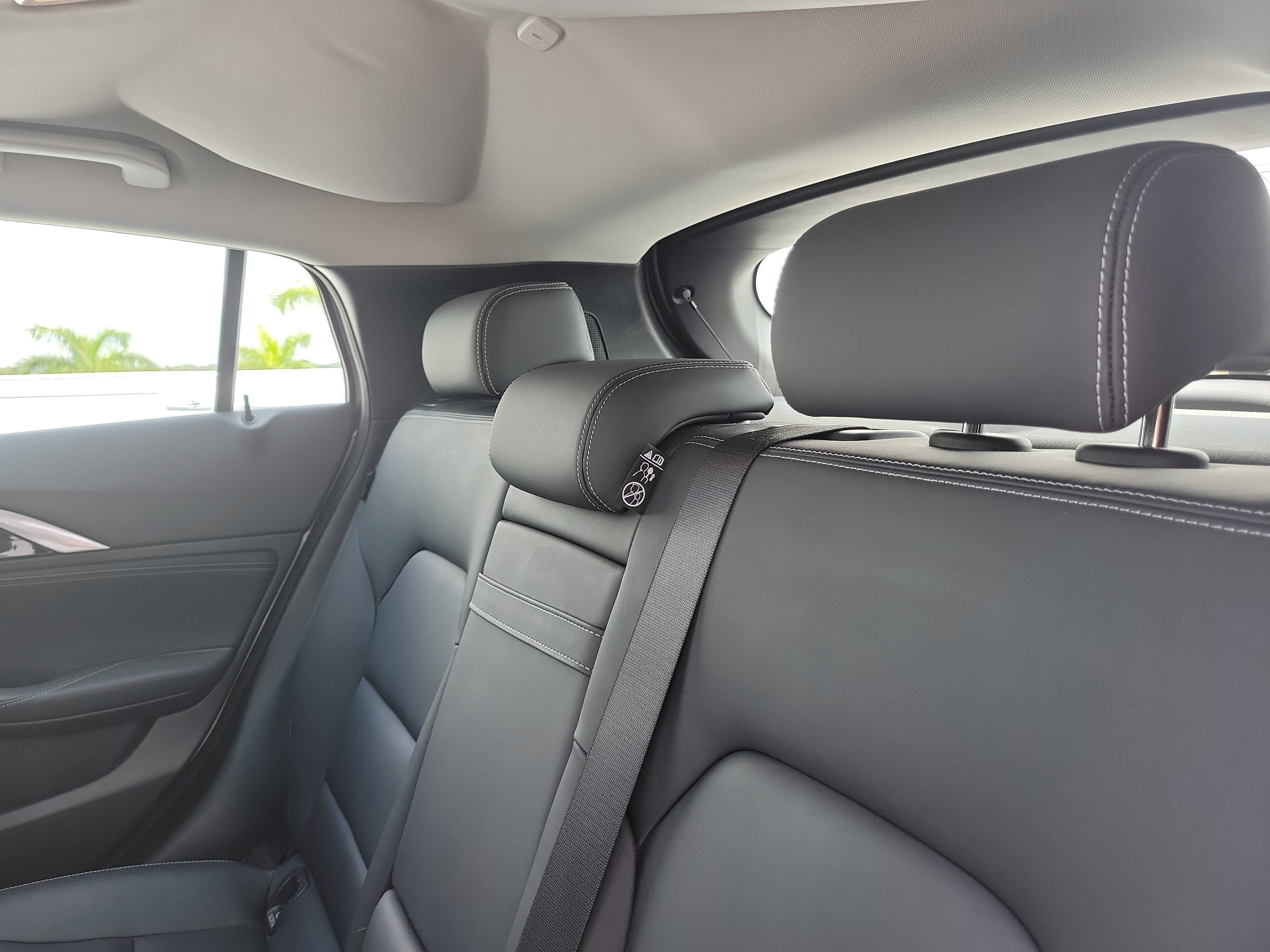 Used 2019 INFINITI QX30 w/ Cargo Package FWD image 11