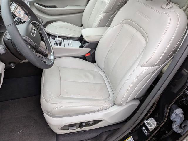 Certified 2023 Jeep Grand Cherokee L Overland AWD/4WD image 27