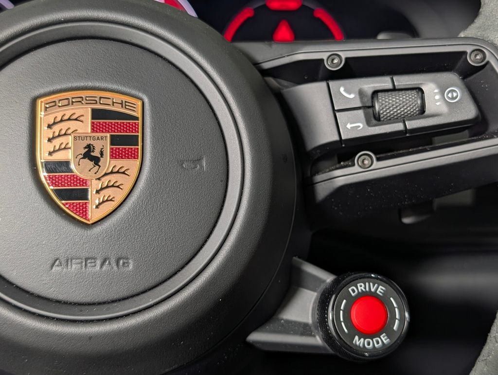 Certified 2026 Porsche 911 Carrera GTS RWD image 37