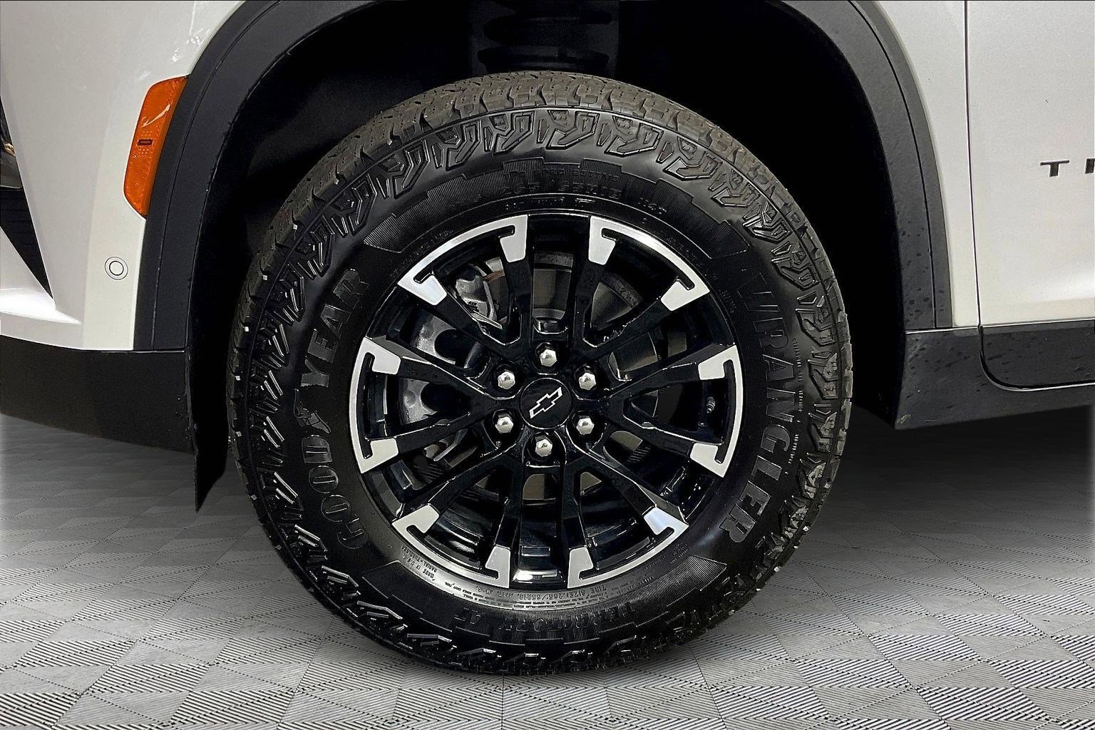 Used 2024 Chevrolet Traverse Z71 w/ Enhanced Driving Package image 34