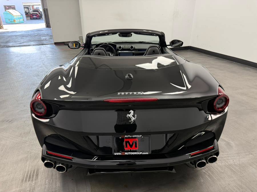 Used 2019 Ferrari Portofino RWD image 13