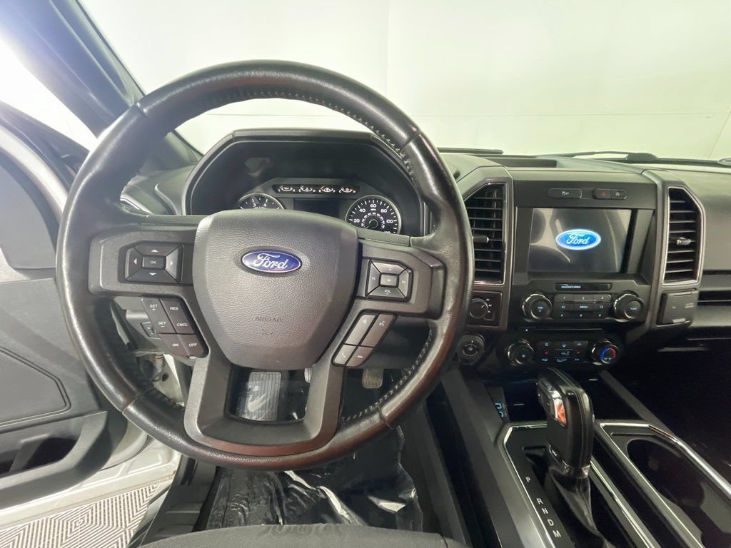 Used 2018 Ford F150 XLT w/ Equipment Group 302A Luxury AWD/4WD image 15