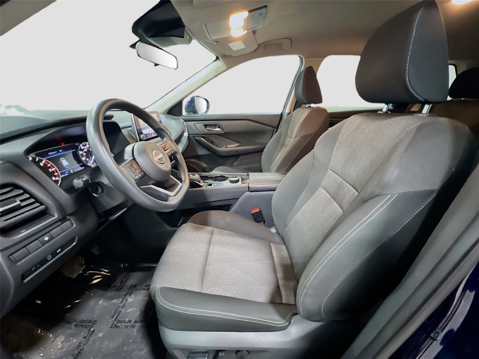 Used 2024 Nissan Rogue SV image 20