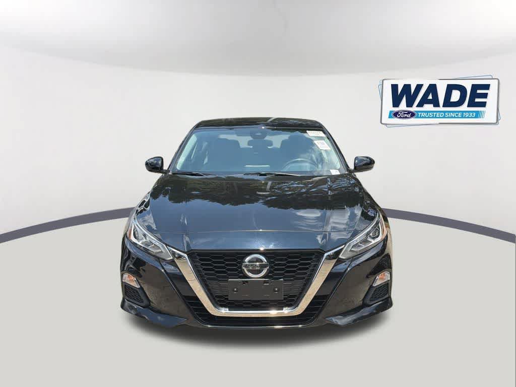Used 2020 Nissan Altima 2.5 SR FWD image 2