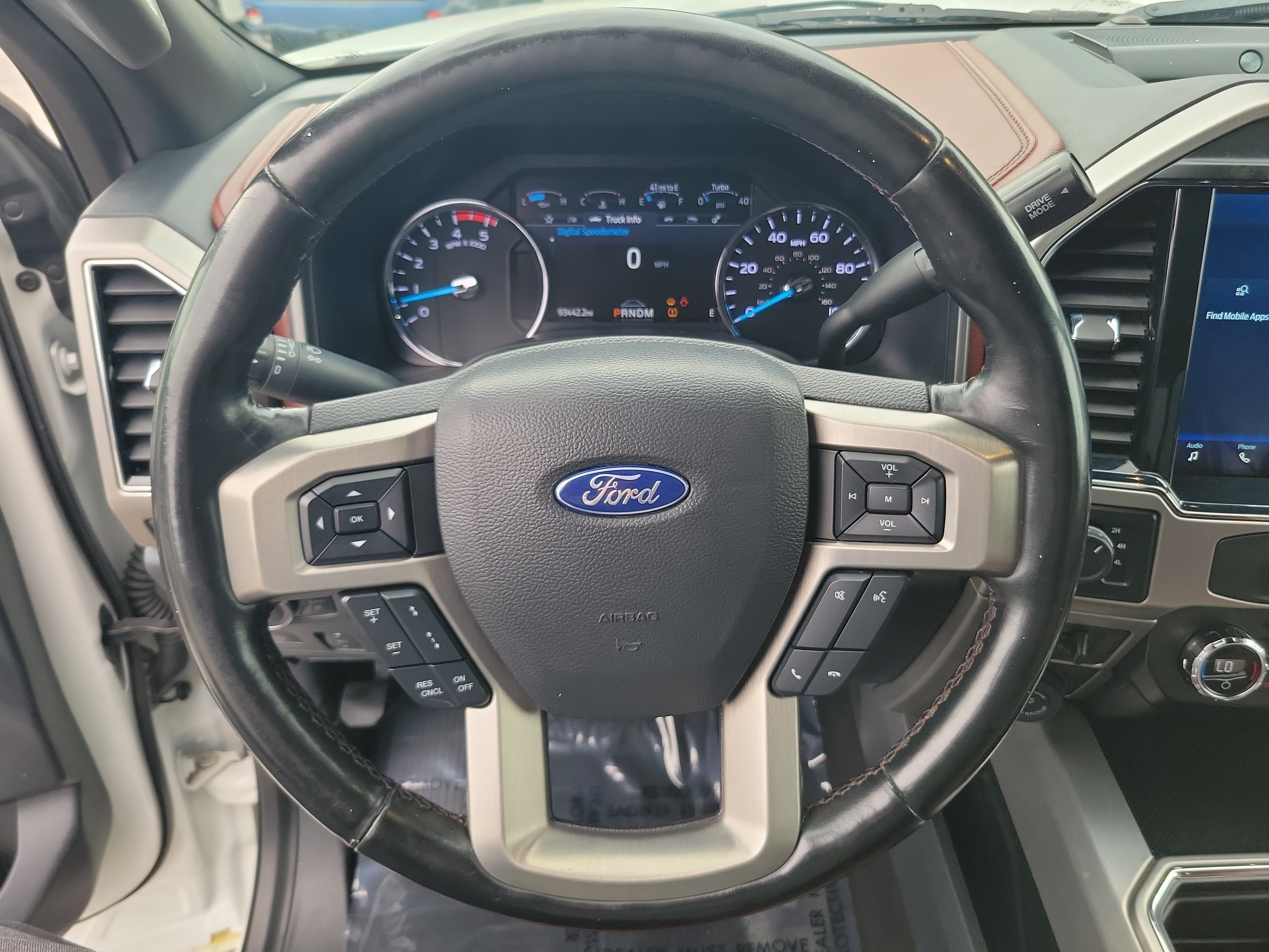 Used 2022 Ford F350 Platinum AWD/4WD image 18