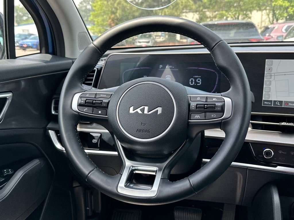 Used 2024 Kia Sportage EX image 14