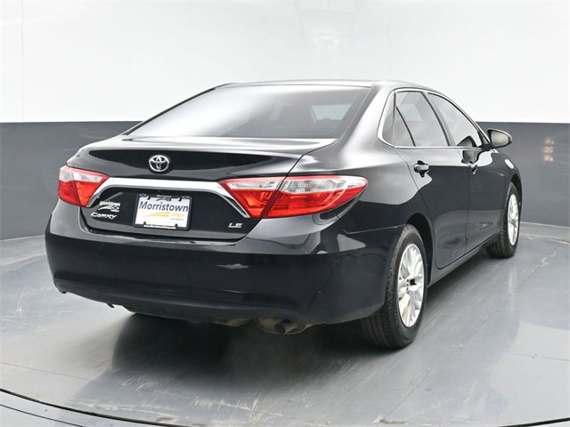 Used 2016 Toyota Camry LE image 14