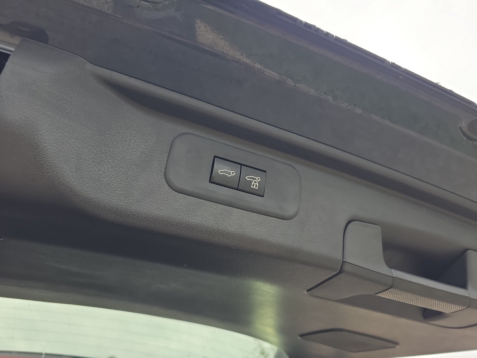 Used 2025 Toyota Grand Highlander AWD Hybrid image 32