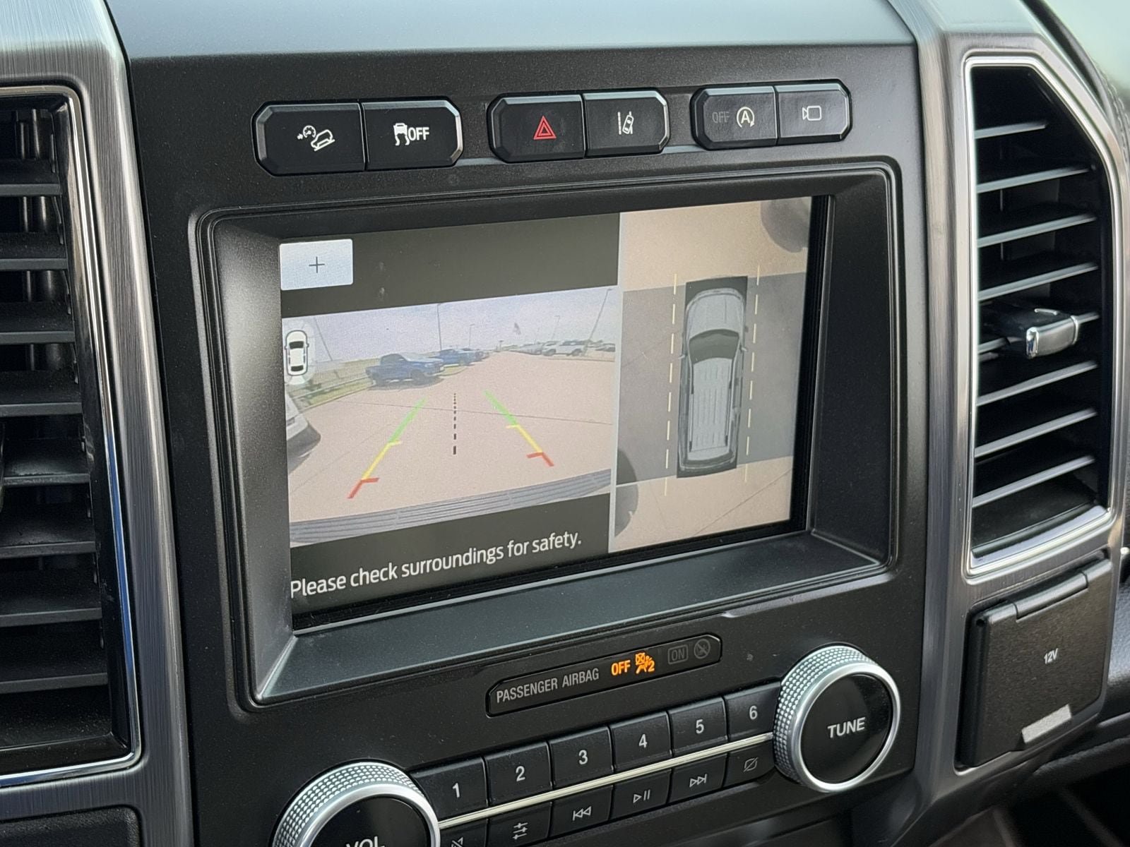 Used 2021 Ford Expedition Platinum AWD/4WD image 19