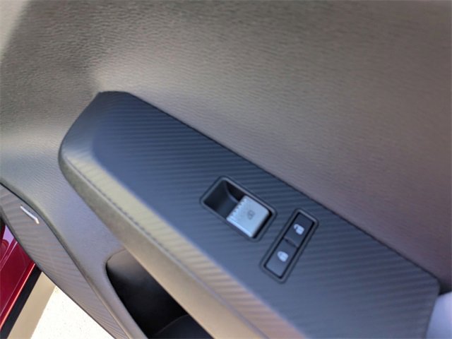 New 2025 Mitsubishi Outlander SE image 34