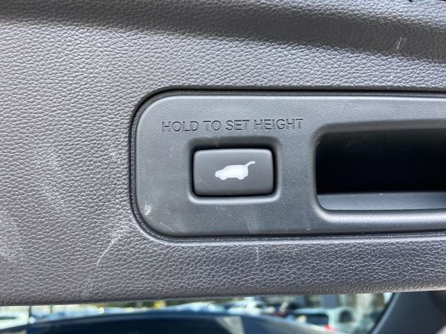 Used 2024 Acura MDX SH-AWD w/ Advance Package image 33