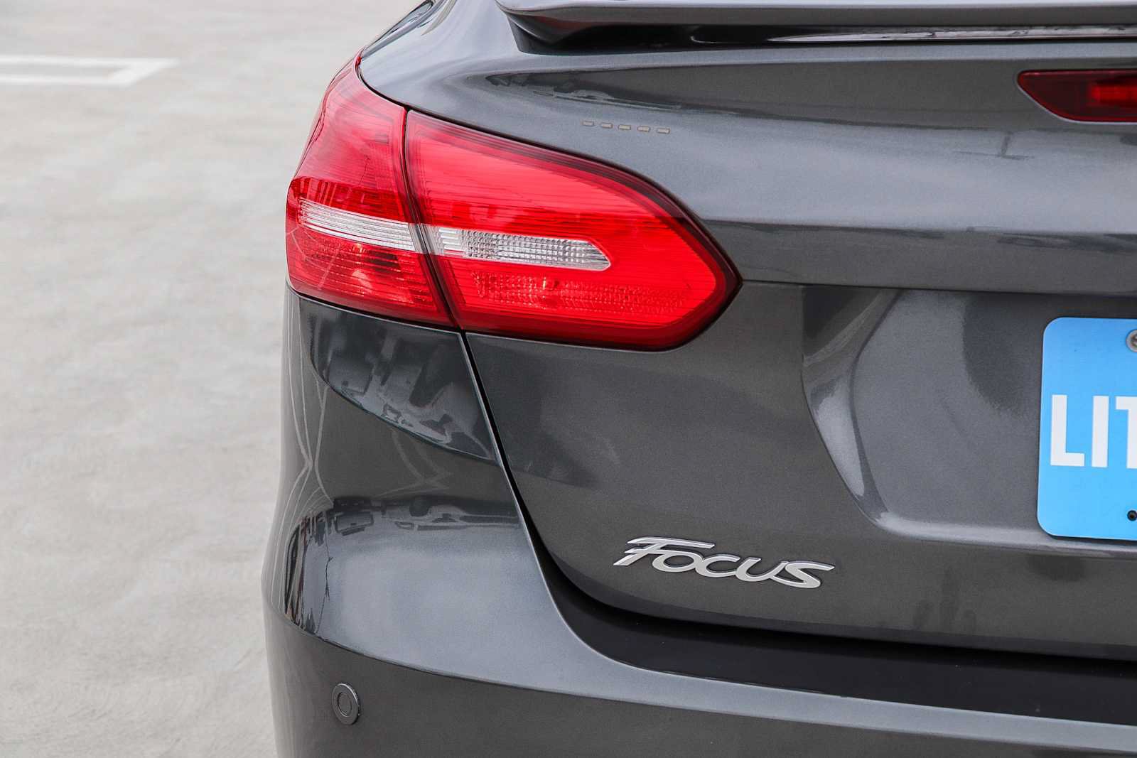 Used 2018 Ford Focus SEL FWD image 7