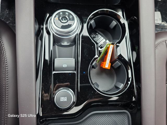 New 2026 Ford Explorer Platinum image 24