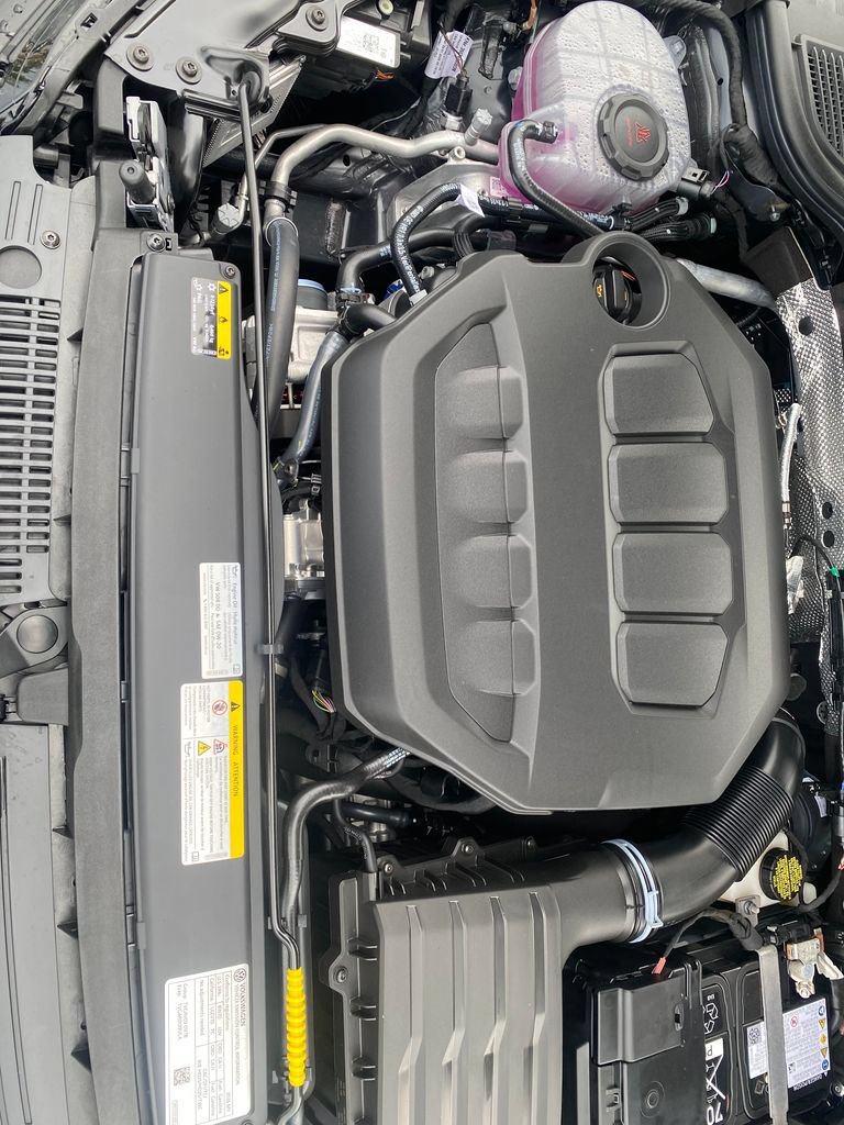 New 2026 Volkswagen GTI SE FWD image 28