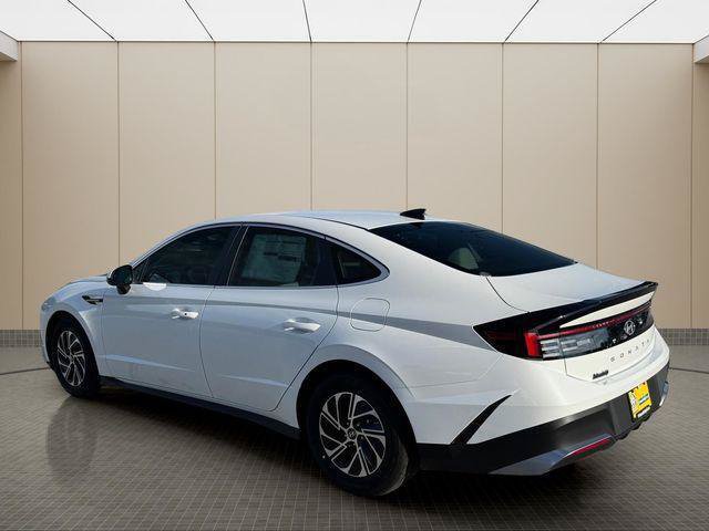 New 2026 Hyundai Sonata Blue FWD image 4