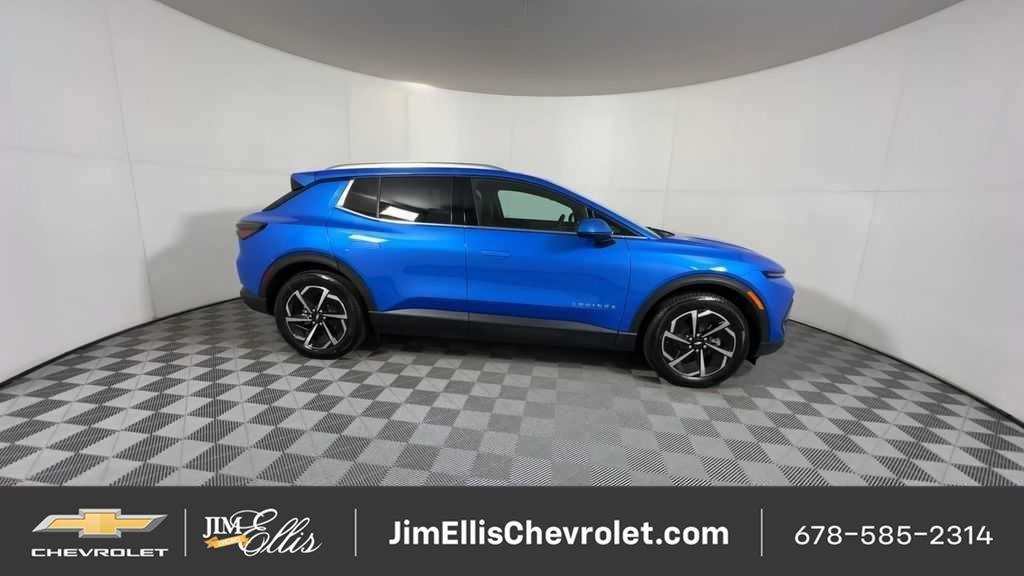 New 2026 Chevrolet Equinox EV LT AWD/4WD image 19
