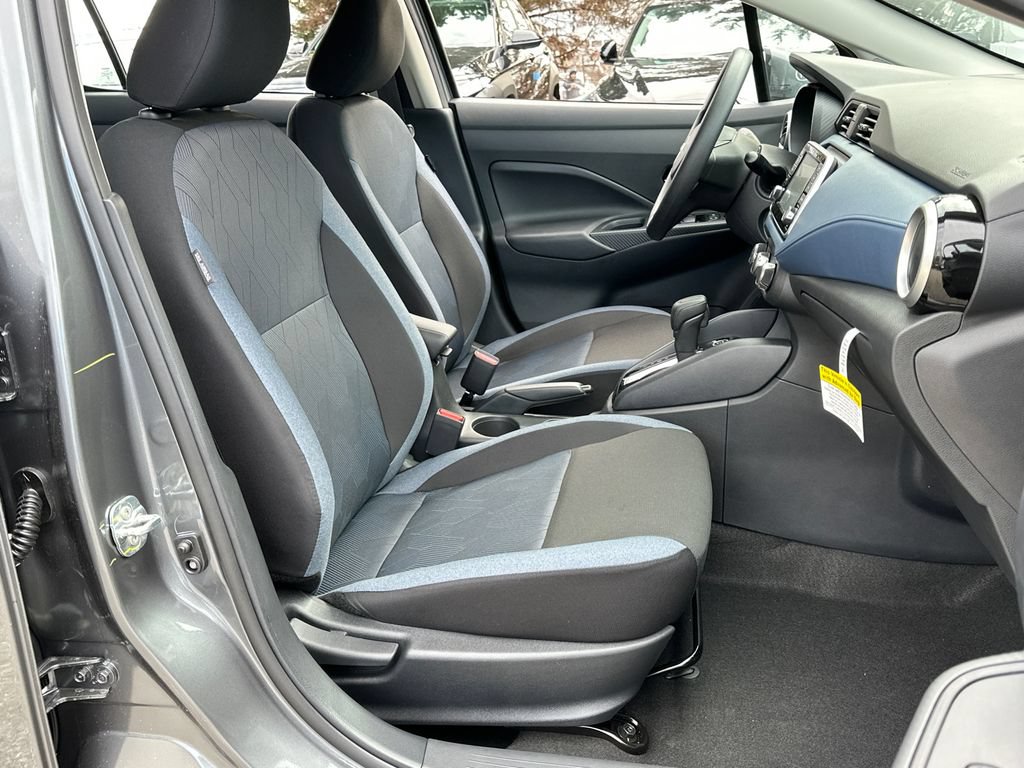 New 2025 Nissan Versa SV w/ Trunk Package FWD image 21
