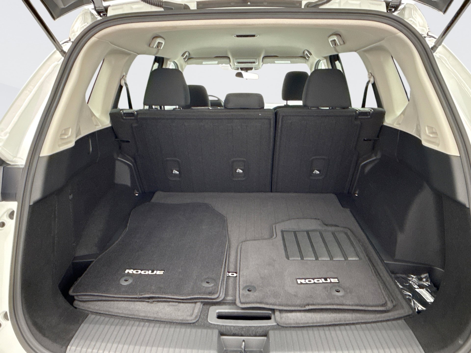Used 2026 Nissan Rogue S image 20