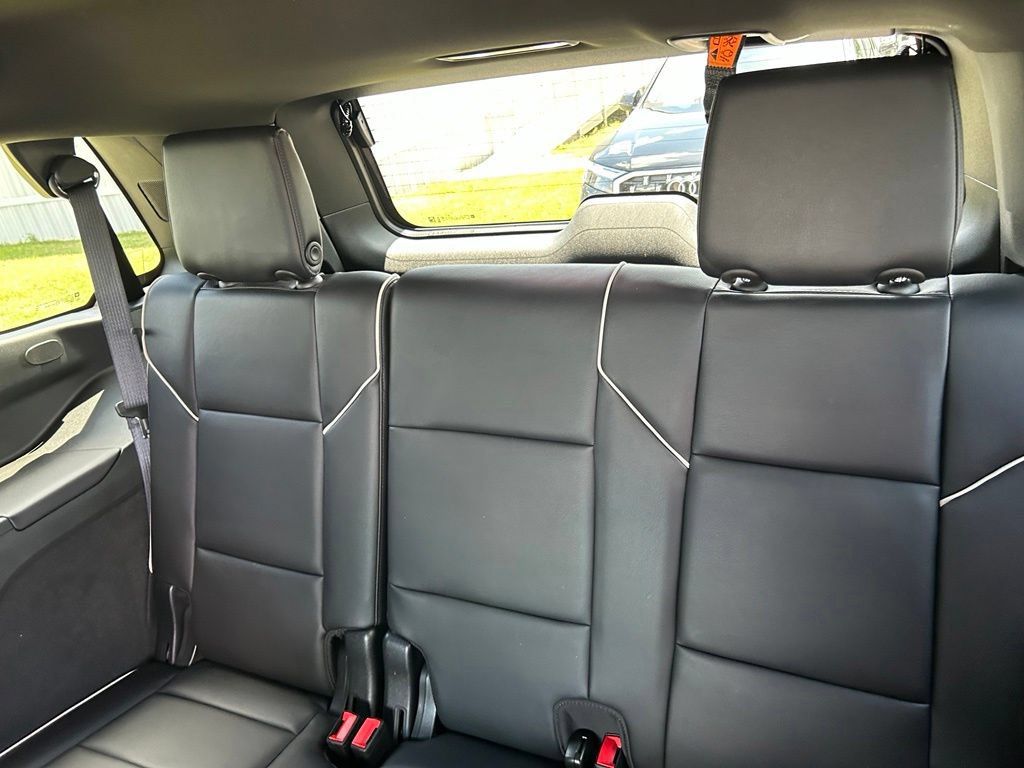 Used 2023 Cadillac Escalade Premium Luxury w/ LPO, Illumination Package AWD/4WD image 58